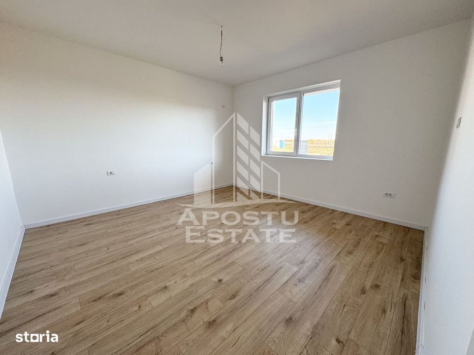 Apartamente cu 3 camere, disponibile imediat, gradina de 45 mp.