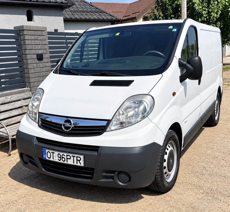 Opel Vivaro Renault Traffic 2.0