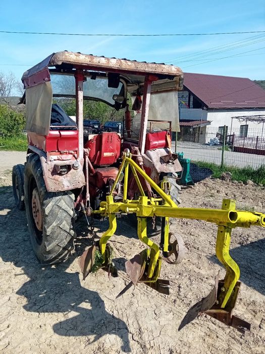 Tractor Mccormick