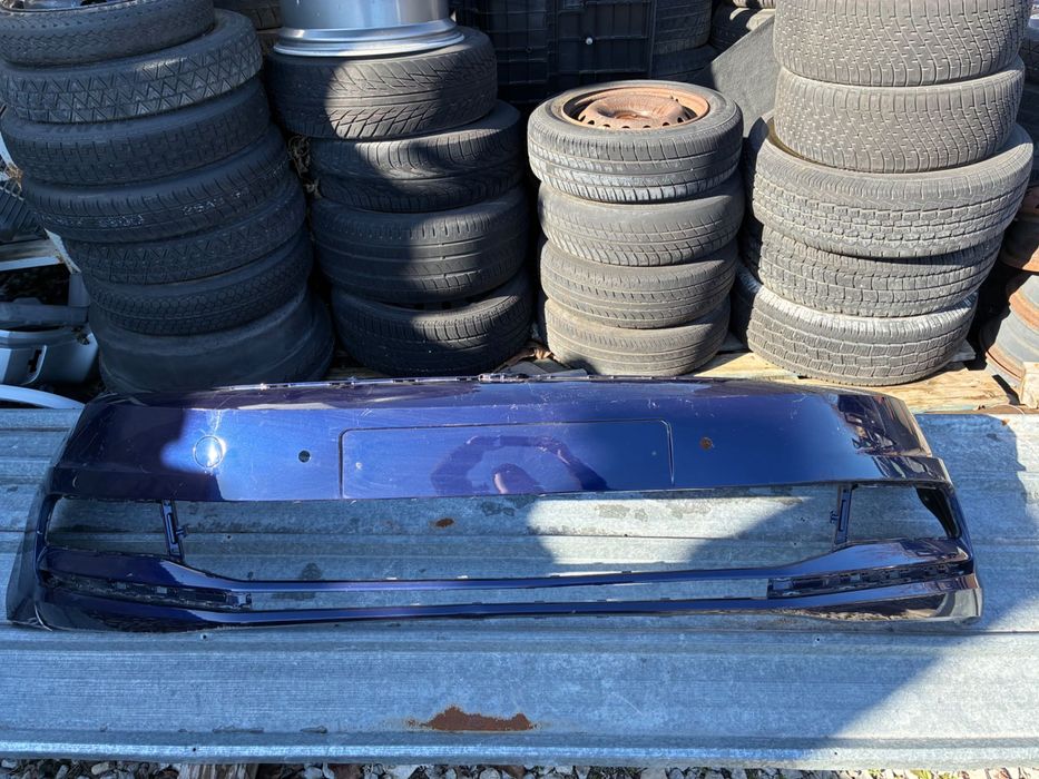 Предна броня Vw Touran. Тоуран. 15-20г. 5TA807221A-L. Оригинална.