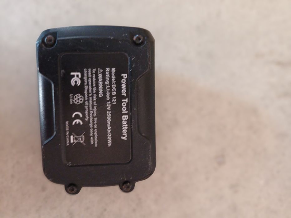 Лазер Dewalt         .