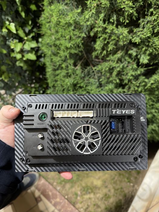 Teyes CC3L 9.0 дюйм 4/32 б/у состояние отличное