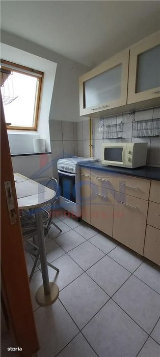 Studio Dr Taberei, metrou, bloc 2005 + boxa