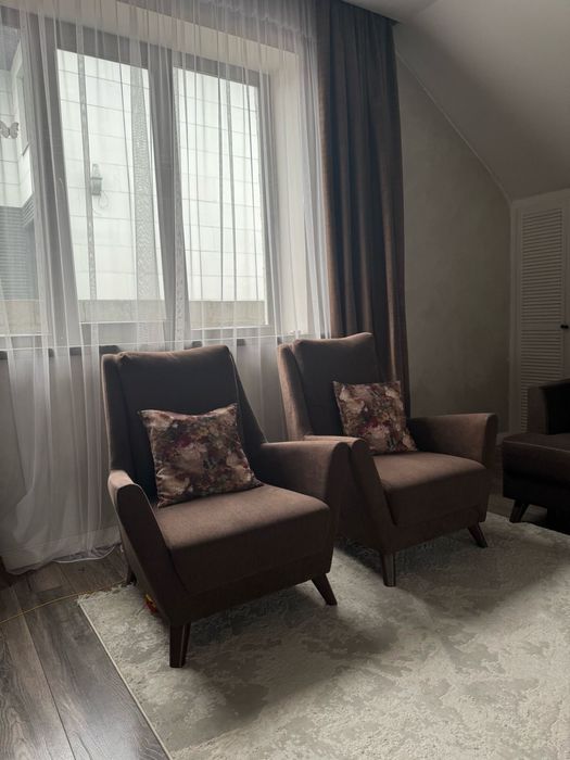 Диван с креслами