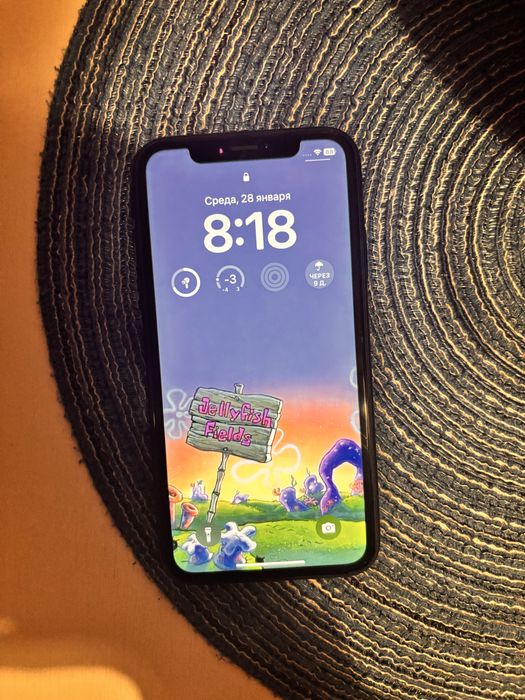 Продаю IPHONE XR 128gb