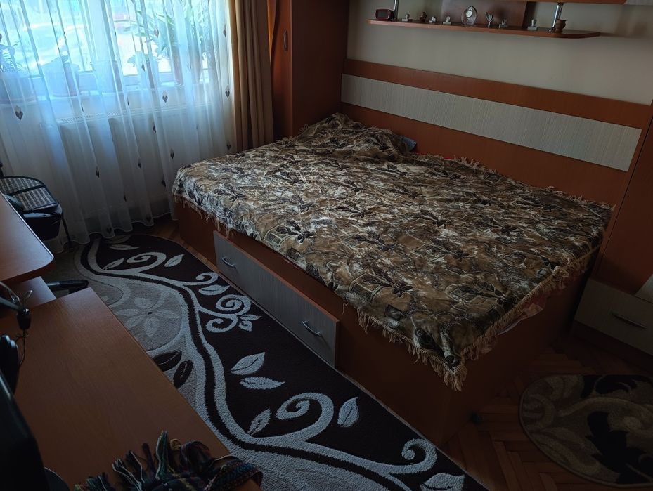 Închiriez apartament 3 camere zona Banatului, strada Exercițiu!