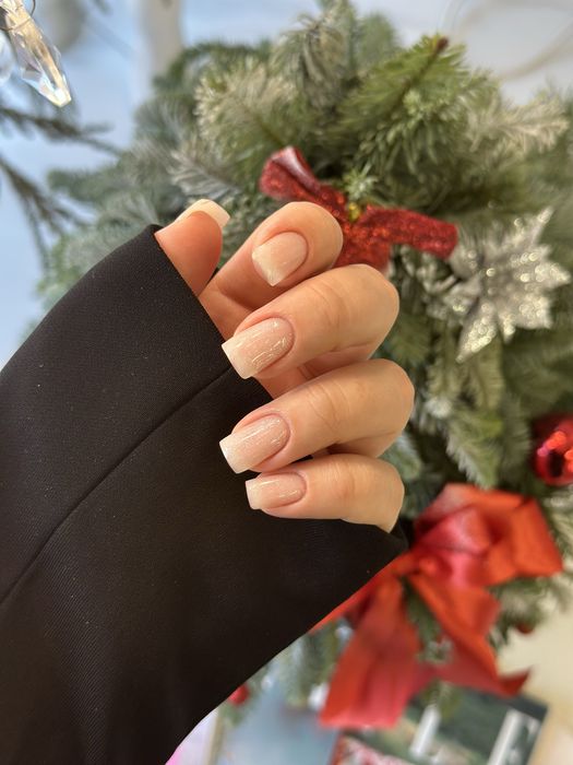 Маникюр/педикюр в салоне Alekparova_glow