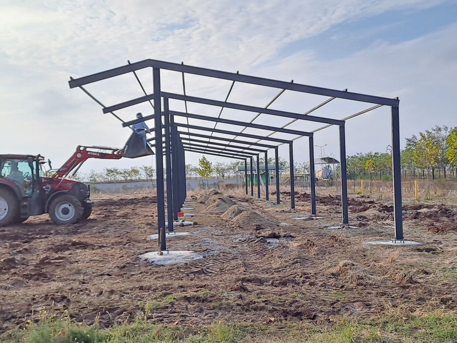 Vând hală metalice