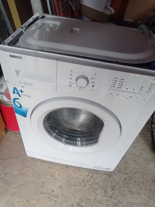 Пералня Beko на части