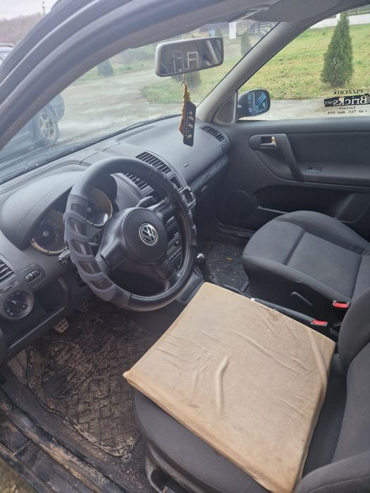 Vând polo 6n2 an 2001