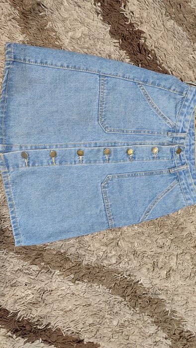 Продам хлрош по пятьсот