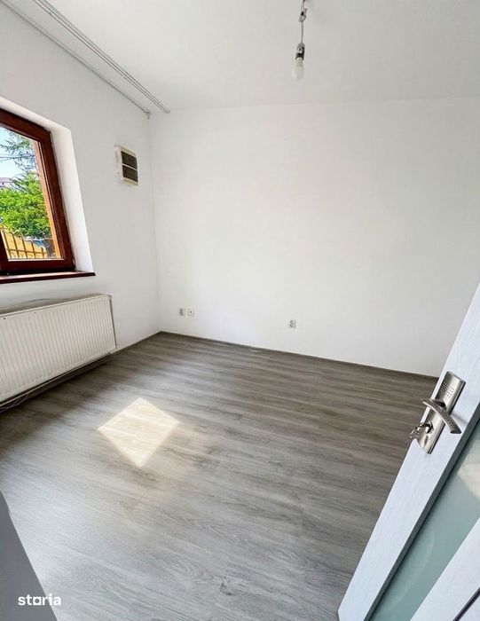 Apartament 4 Camere bloc nou 3 nivele