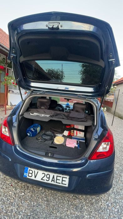 Vând Opel Corsa D