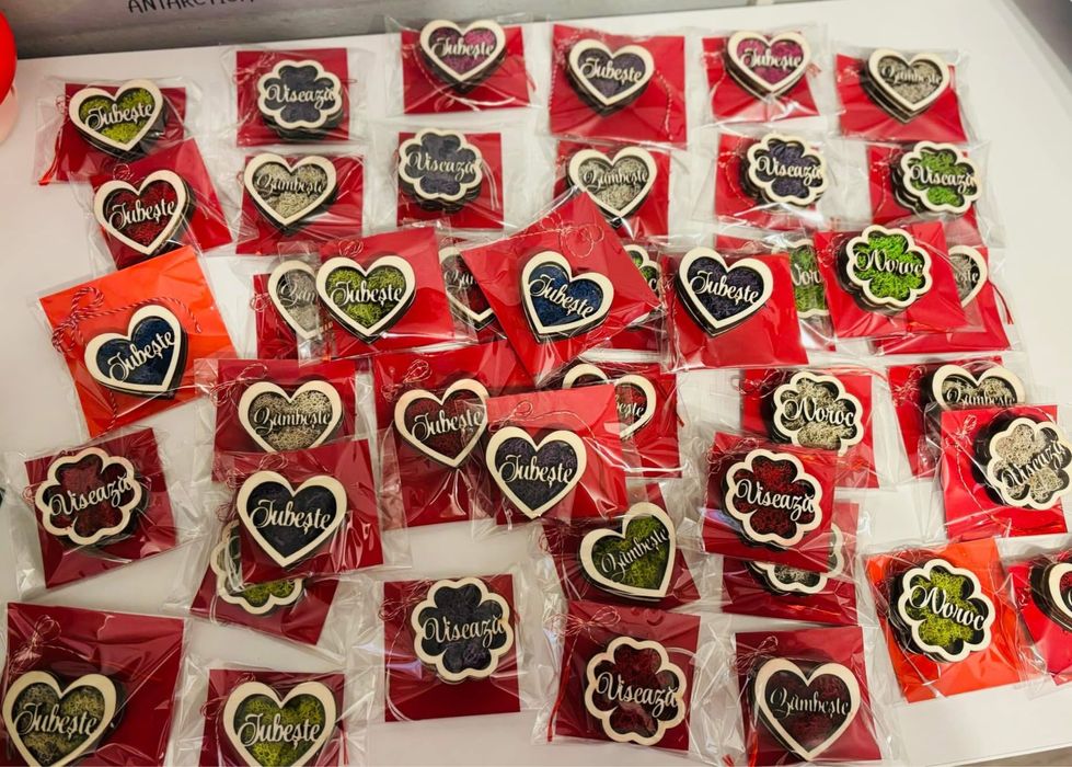 Martisoare realizate manual