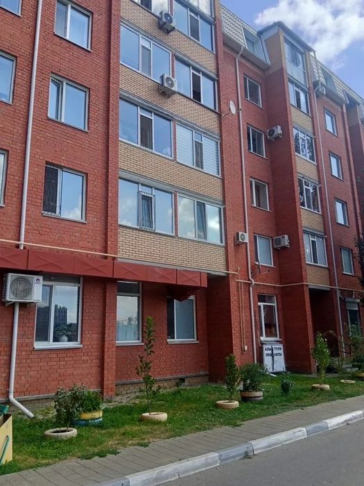 Продам  1- ком. квартиру Алтын Арман