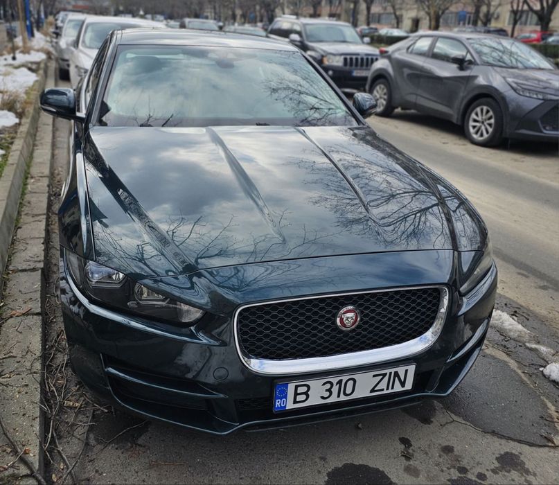 Jaguar XE Jaguar XE, 2015, motor 2.0 Diesel, 163 CP, 185.000 km, automata, verde