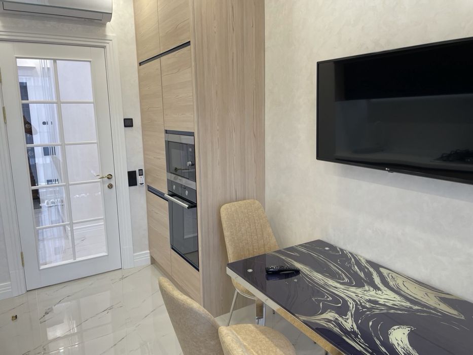 Срочно сдается премиум квартира 3/8/8 94 квадратных в ЖК Gardens