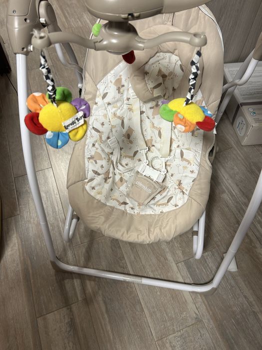 Електрическа люлка / шезлонг