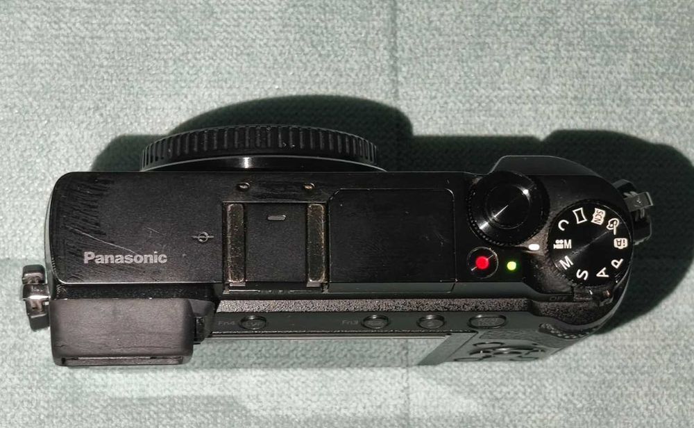 Panasonic GX80 (Lumix GX85) – 4K, Stabilizare 5 axe, Stare Excelentă