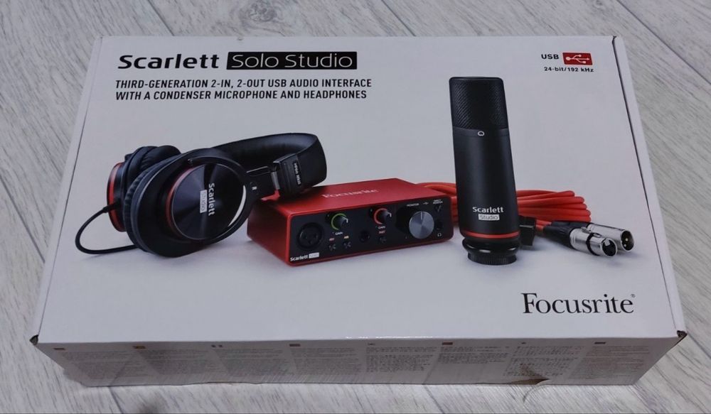 Комплект focusrite scarlett solo 3rd gen studio
