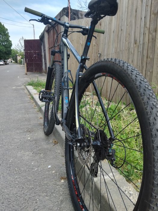 Bicicleta Mountain bike Cube 29' În stare buna de funcționare  , mici zgârieturi 9/10