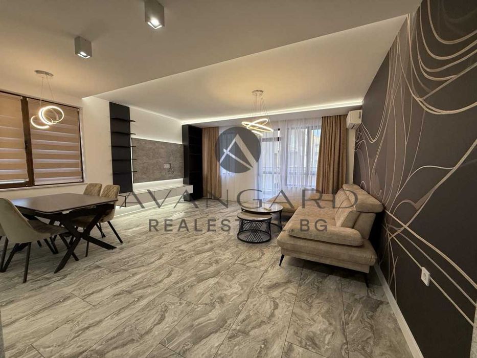 Продава се Тристаен апартамент в Пловдив, Остромила - 118 кв.м за 1865 €/кв.м - Снимка #2