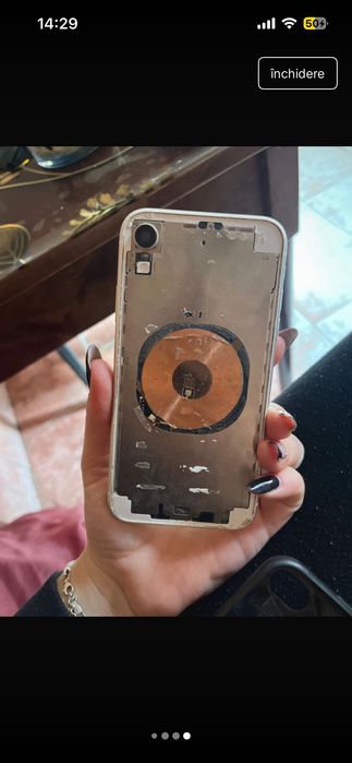 Vând iPhone XR 64 GB