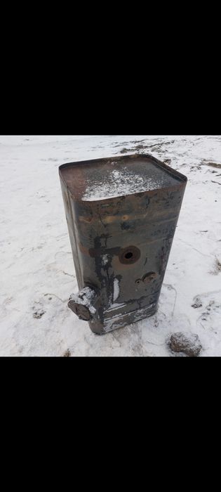 Продам бензобак зил