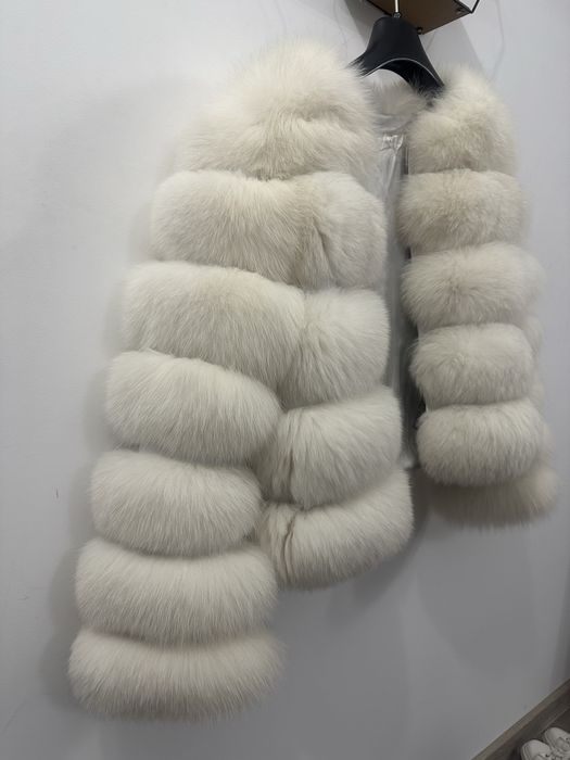 Blana naturala, purtata