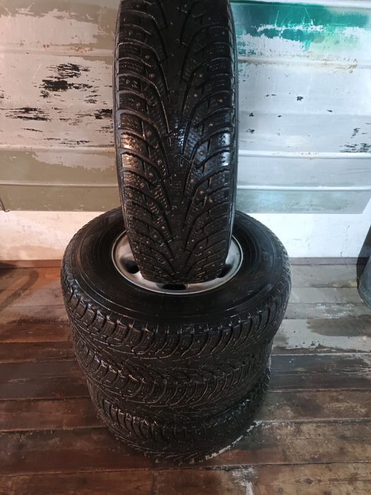 Резина 235/75/r15 с дисками Maxxis Premitra