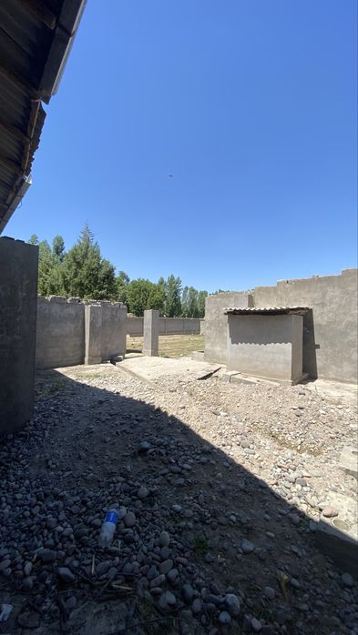 Yangiyolda uy sotiladi 11.50sotik