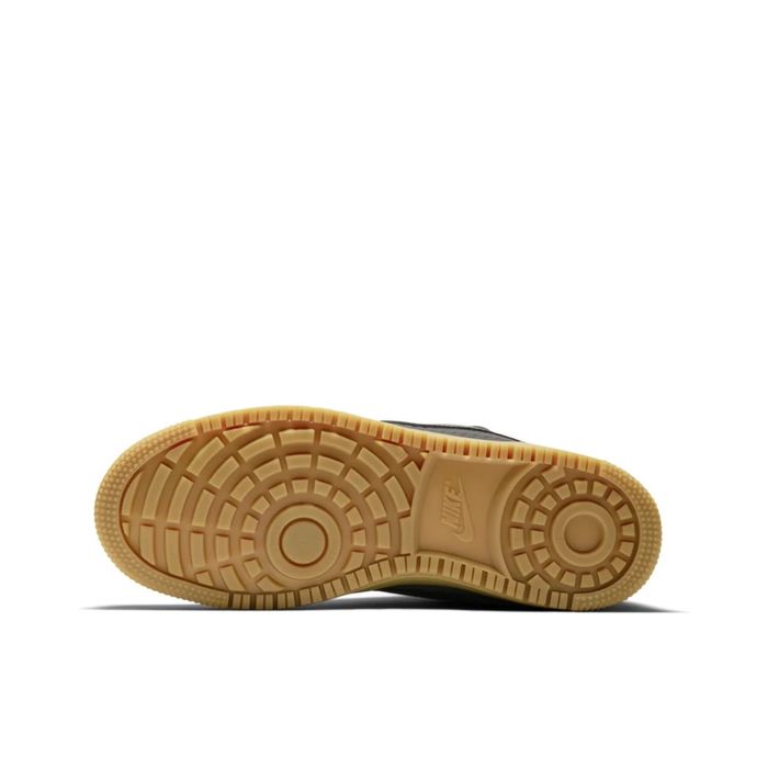 Nike court borough mid winter