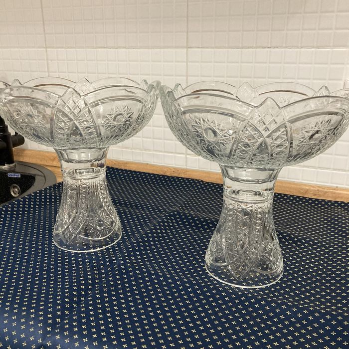 Хрустальные вазы-2шт