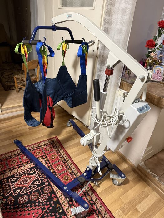 Електрически лифтер АСТРА и болнично/инвалидно легло