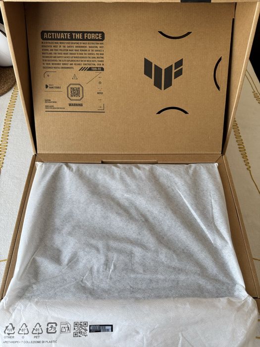 Laptop Gaming Asus TUF F16 RTX4050