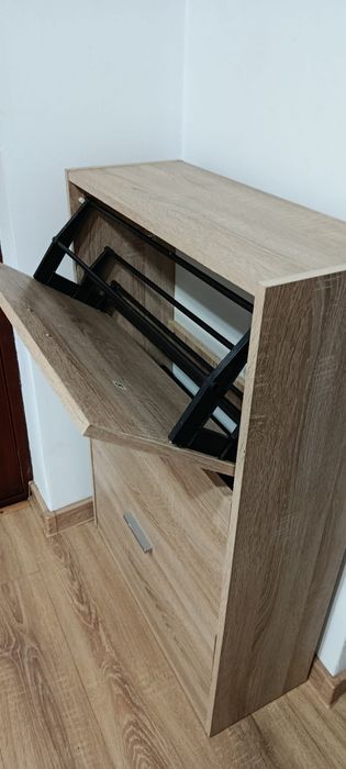 Dulap de papuci  (papucar)