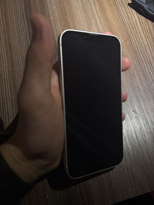 Iphone 13 Whitee