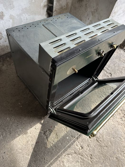 Фурна за вграждане Bompani