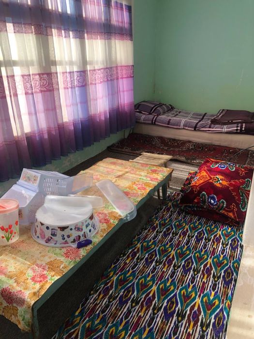 2 xonali kvartira sotiladi