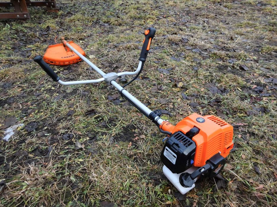 Продам триммер Carver