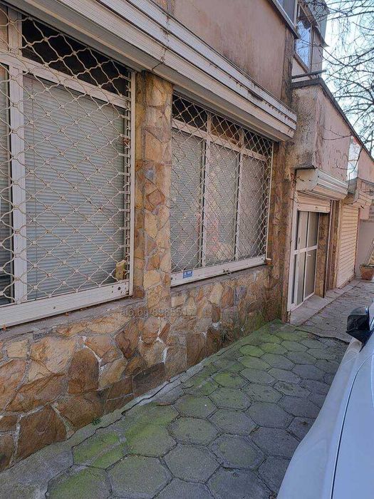 Дава се под наем Офис в Стара Загора, Център - 30 кв.м за 234.09 € - Снимка #1