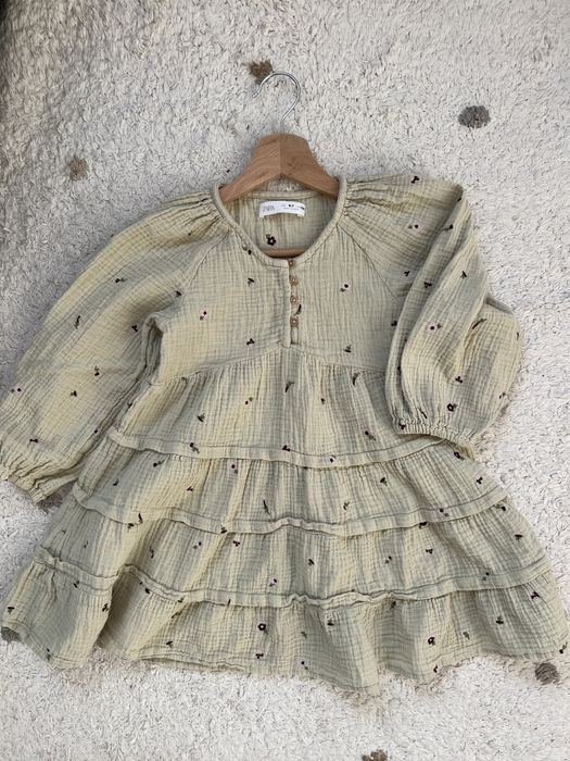 Детска рокля ZARA , блуза и суитчър