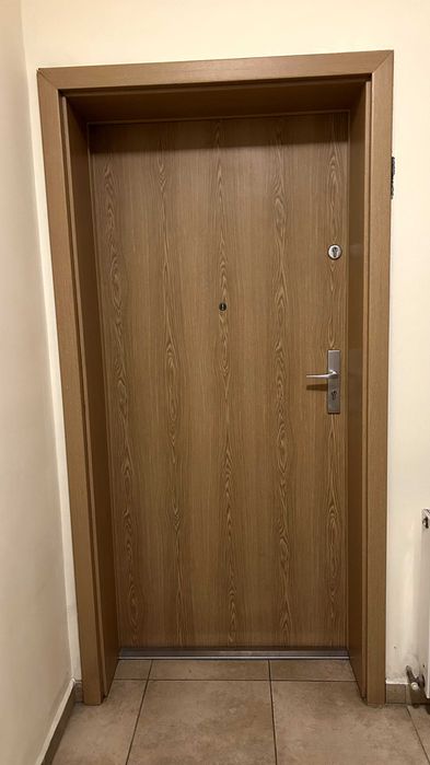 Ușă Metalică/Tehnică Intrare Apartament PORTA DOORS – Dimensiune 90, Foarte Grea