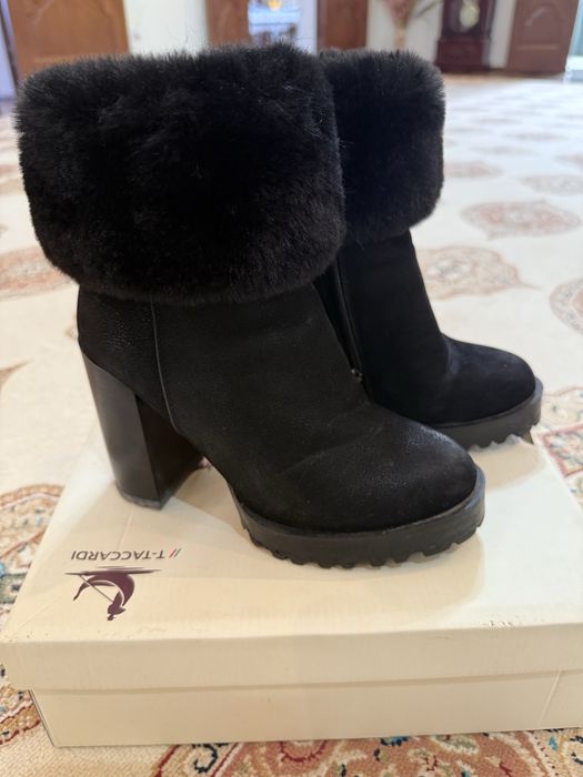 Продам обувь каждая по 2000тг