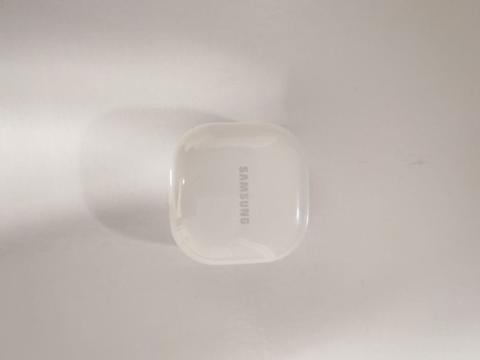 Продам galaxy buds FE