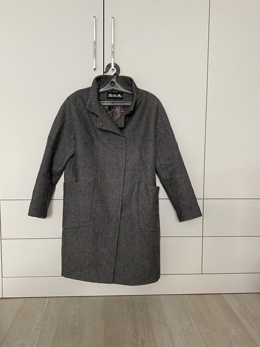 Пальто, цвет серый