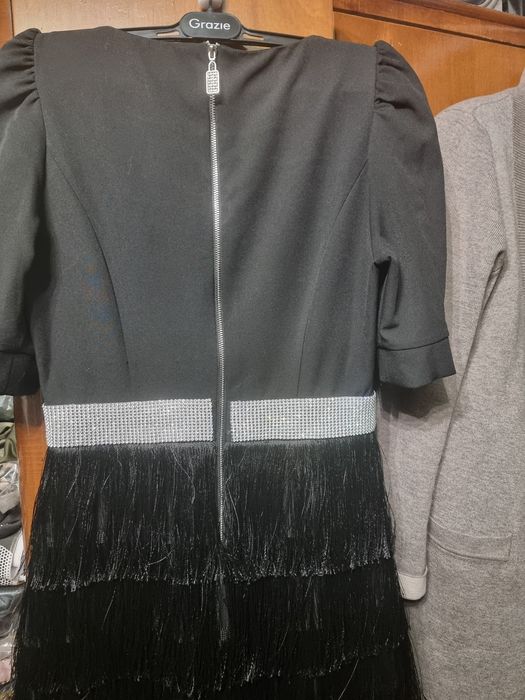 Продам новое вечернее платье