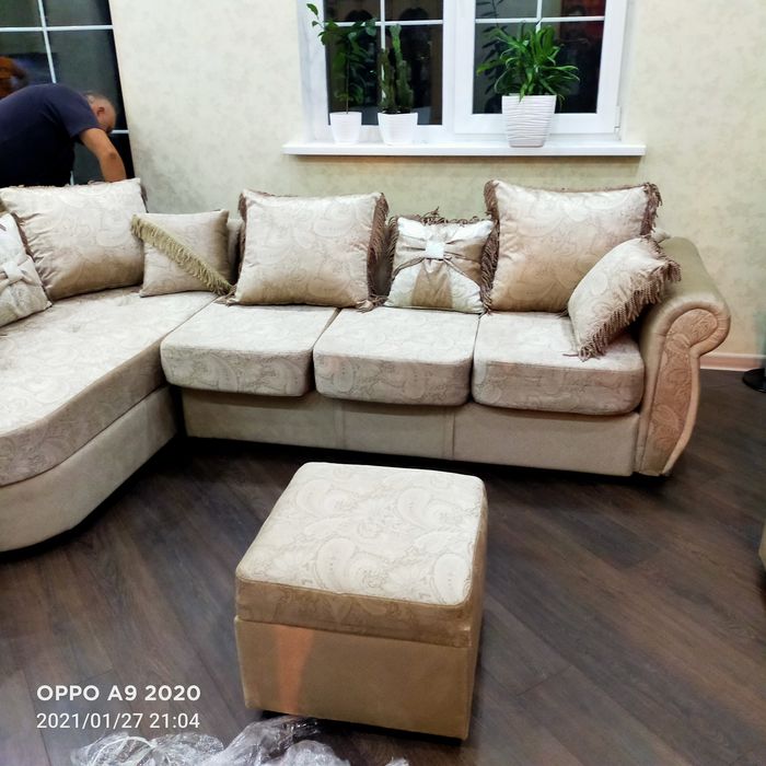 Перетяжка мягкой мебели