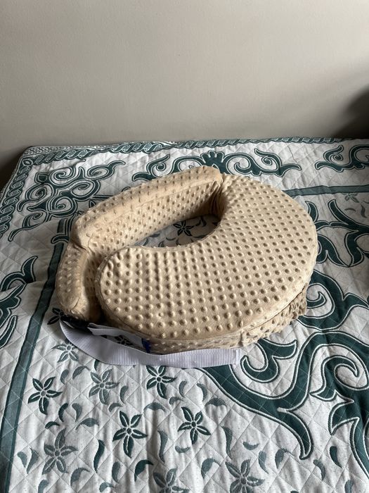 подушка для кормления