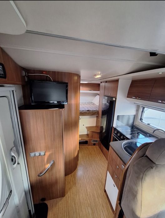 Adria Matrix M680SP